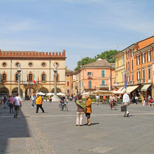 Bus transfer from Porto Corsini to airport and railway station